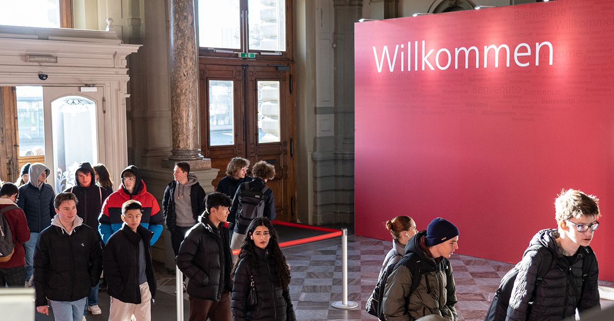 Studieninteressierte Kommen In Rekordzahl Nach Bern