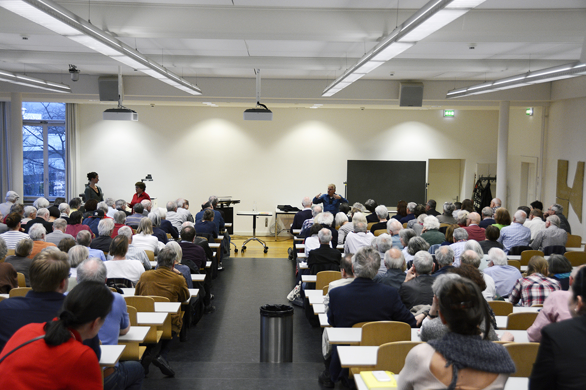 Hätte auch noch länger Zeit gehabt: Daniel Cohn-Bendit in der Diskussion mit dem Publikum