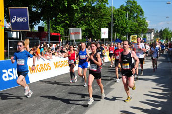 Foto von Läuferinnen und Läufern am Grand Prix von Bern